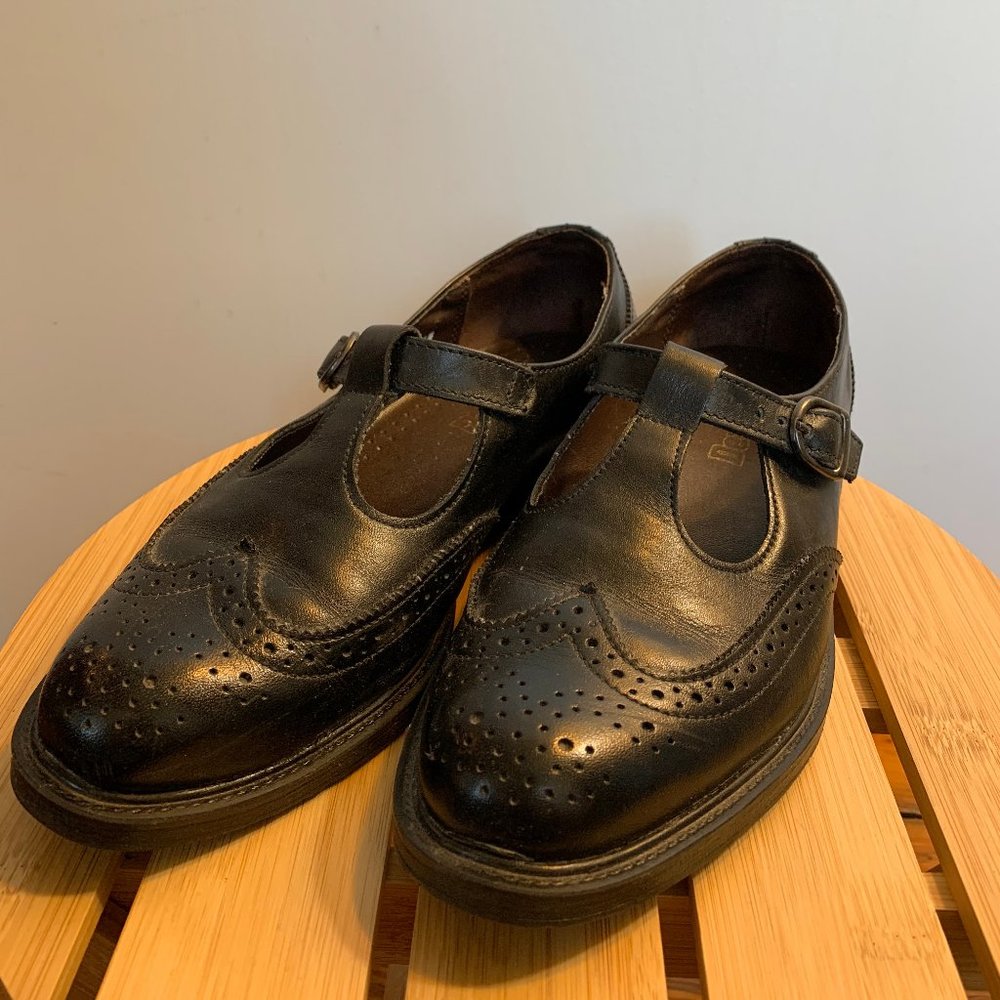 Gorgeous Vintage T-Strap Loafers